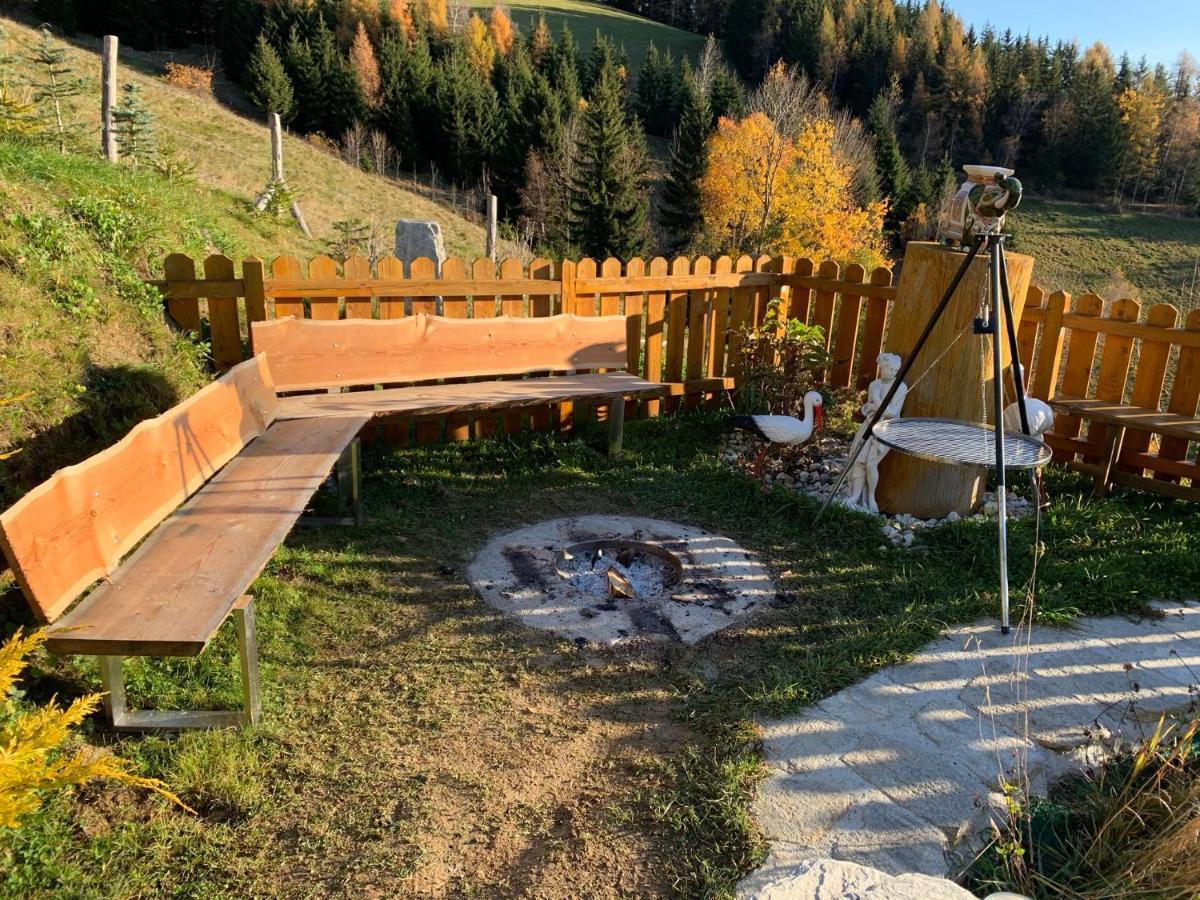 Gluehwuermchenhuette Villa Ratten Bagian luar foto