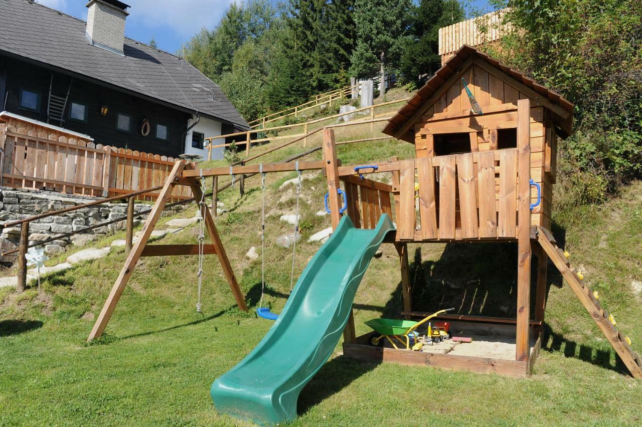 Gluehwuermchenhuette Villa Ratten Bagian luar foto