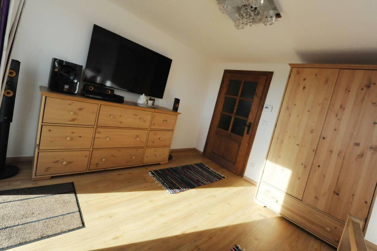 Gluehwuermchenhuette Villa Ratten Bagian luar foto